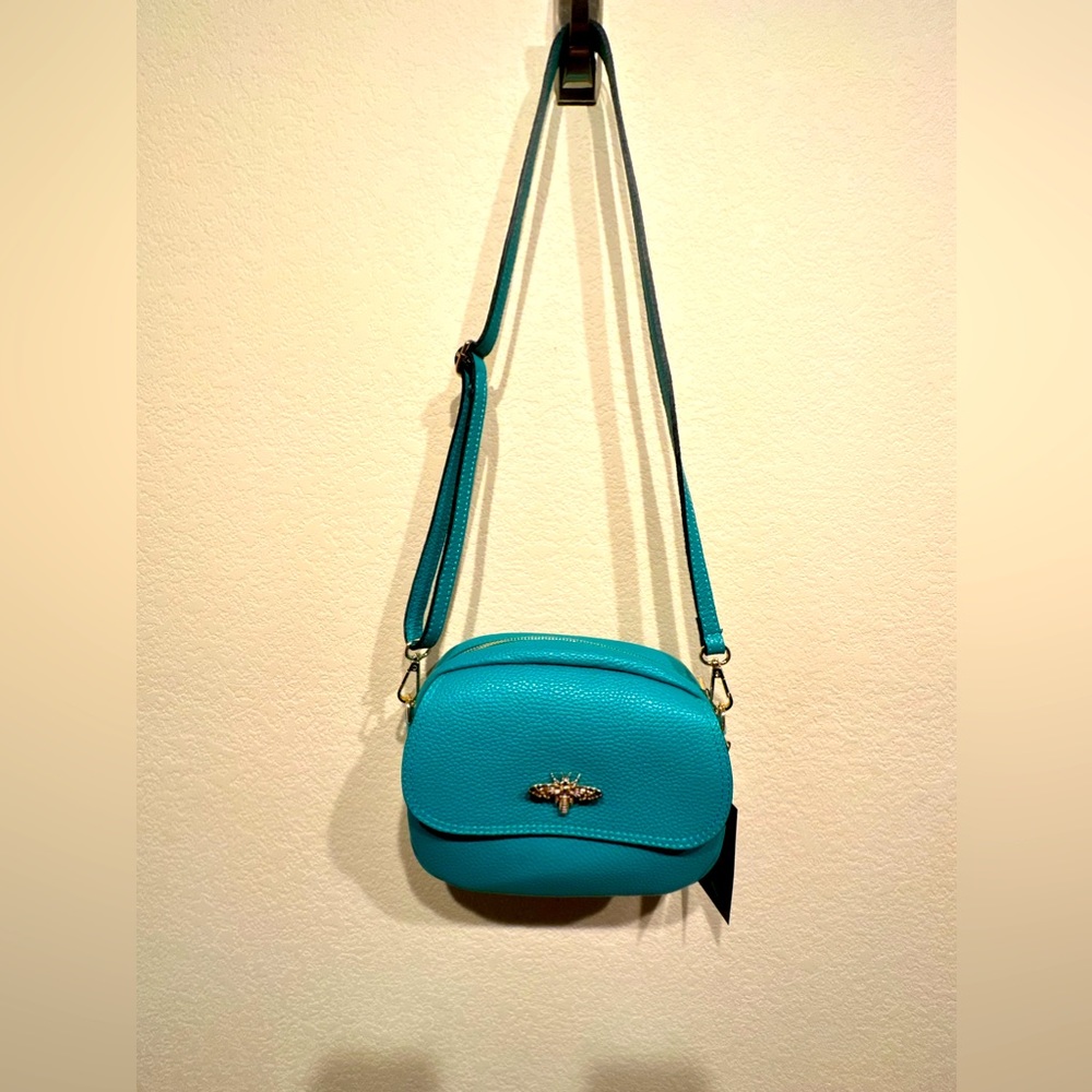 NWT Silvano Borgatti teal bee crossbody